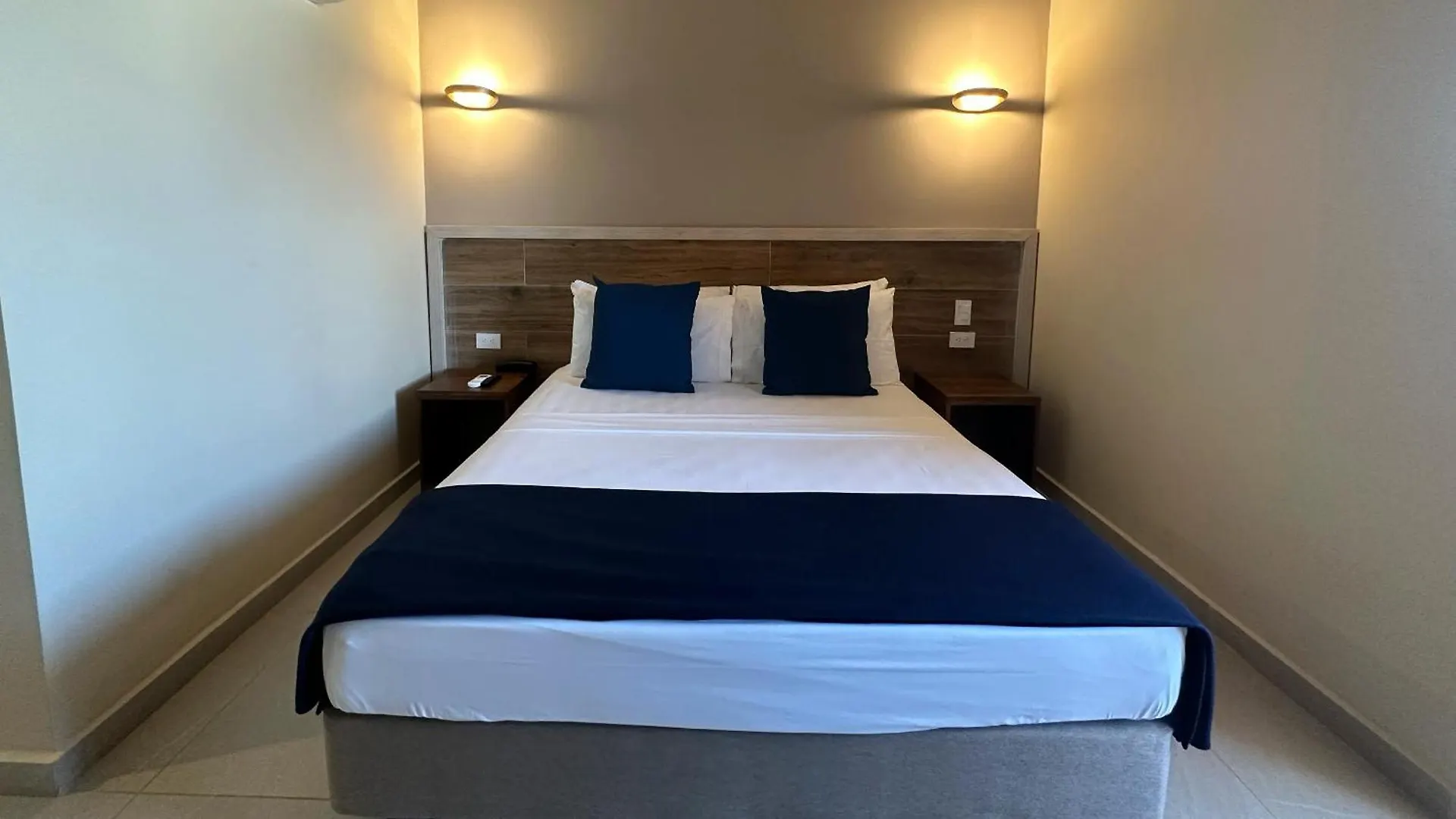 Hotel On Vacation Caribbean San Andrés Colombia
